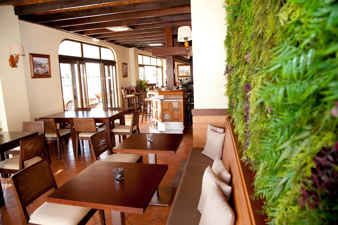 Hotel Tarik Torremolinos Ngoại thất bức ảnh