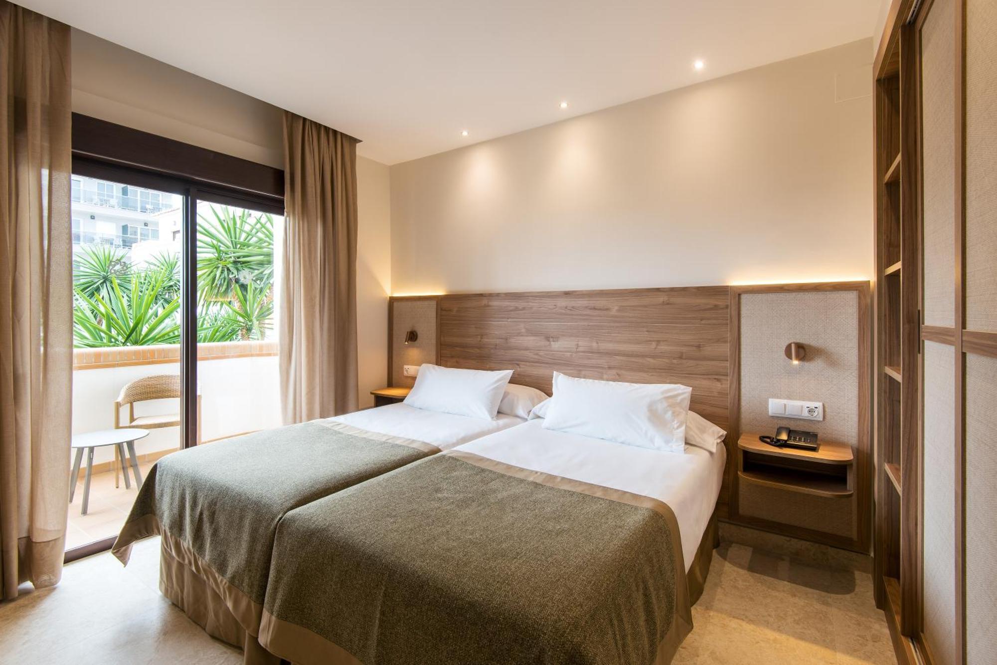 Hotel Tarik Torremolinos Ngoại thất bức ảnh