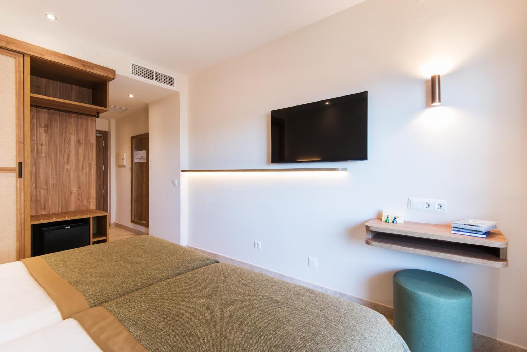 Hotel Tarik Torremolinos Ngoại thất bức ảnh