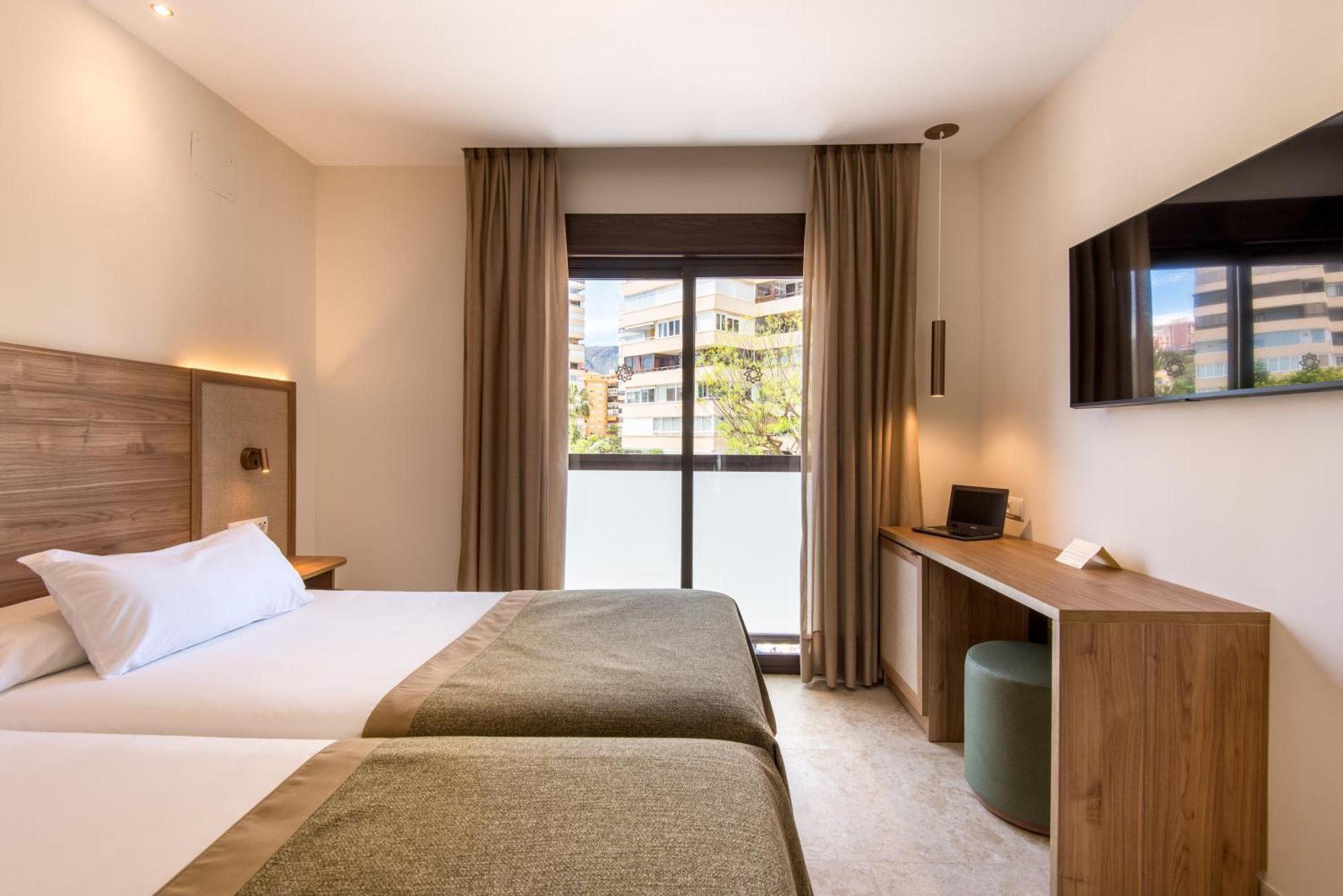 Hotel Tarik Torremolinos Ngoại thất bức ảnh