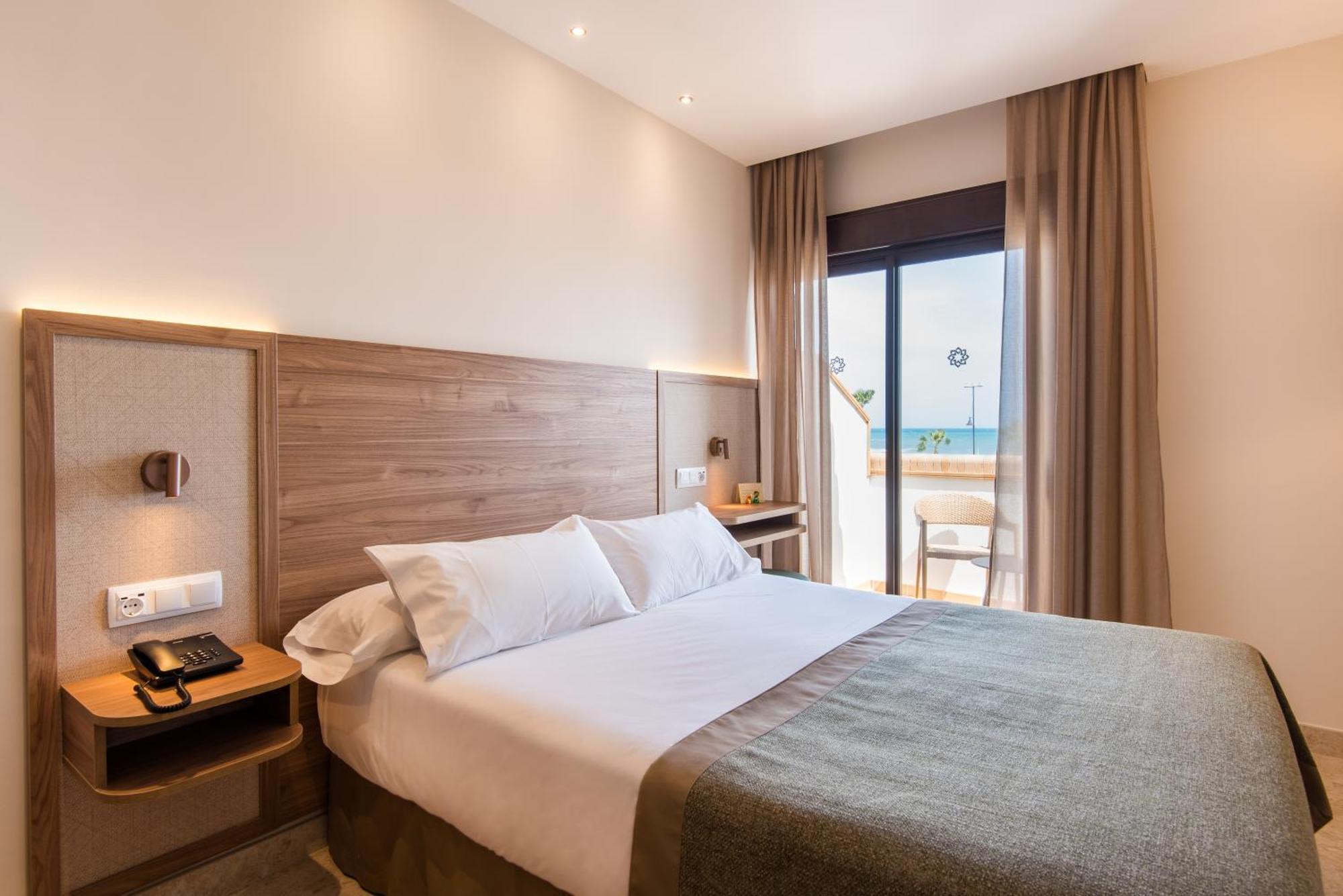 Hotel Tarik Torremolinos Ngoại thất bức ảnh
